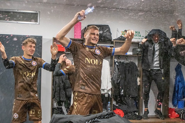 哈登这样在 哈登这样在